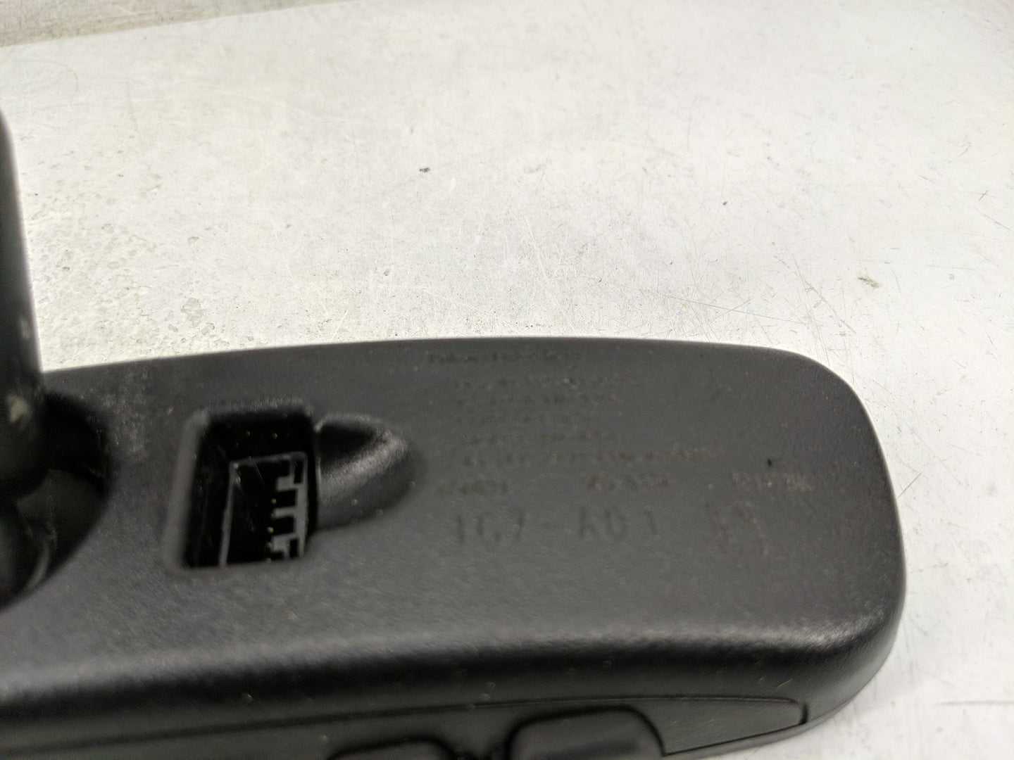 2004 Nissan Maxima Interior Rear View Mirror Replacement OEM P/N:E11015633 Fits OEM Used Auto Parts - Oemusedautoparts1.com