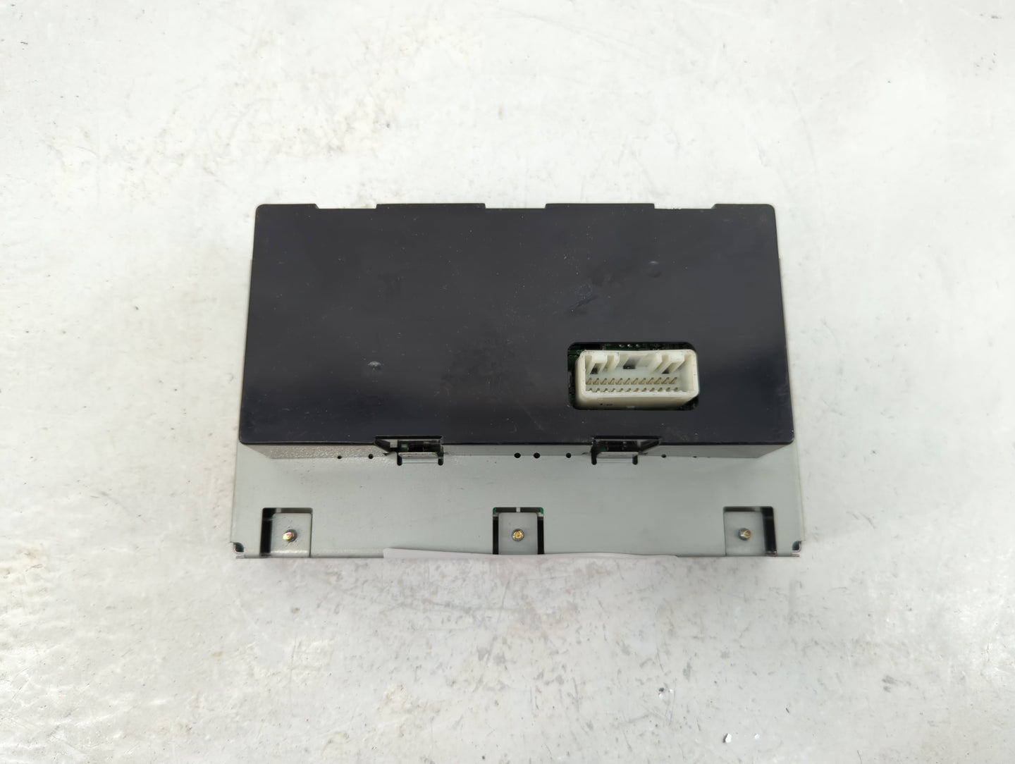 2004 Nissan Maxima Am Fm Cd Player Radio Receiver - Oemusedautoparts1.com