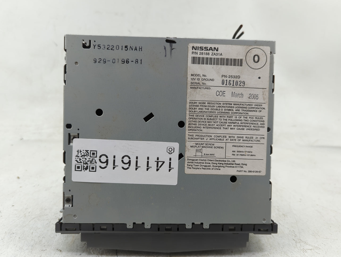 2004-2005 Nissan Maxima Radio AM FM Cd Player Receiver Replacement P/N:28188 ZA31A Fits Fits 2004 2005 OEM Used Auto Parts -