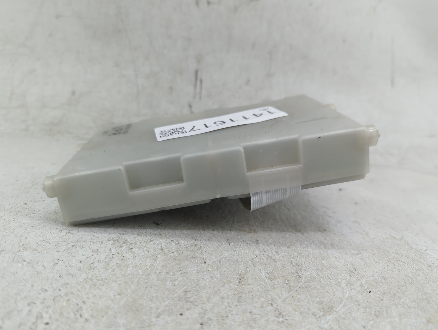2004-2005 Nissan Maxima Temperature Control Module 277607y000 - Oemusedautoparts1.com
