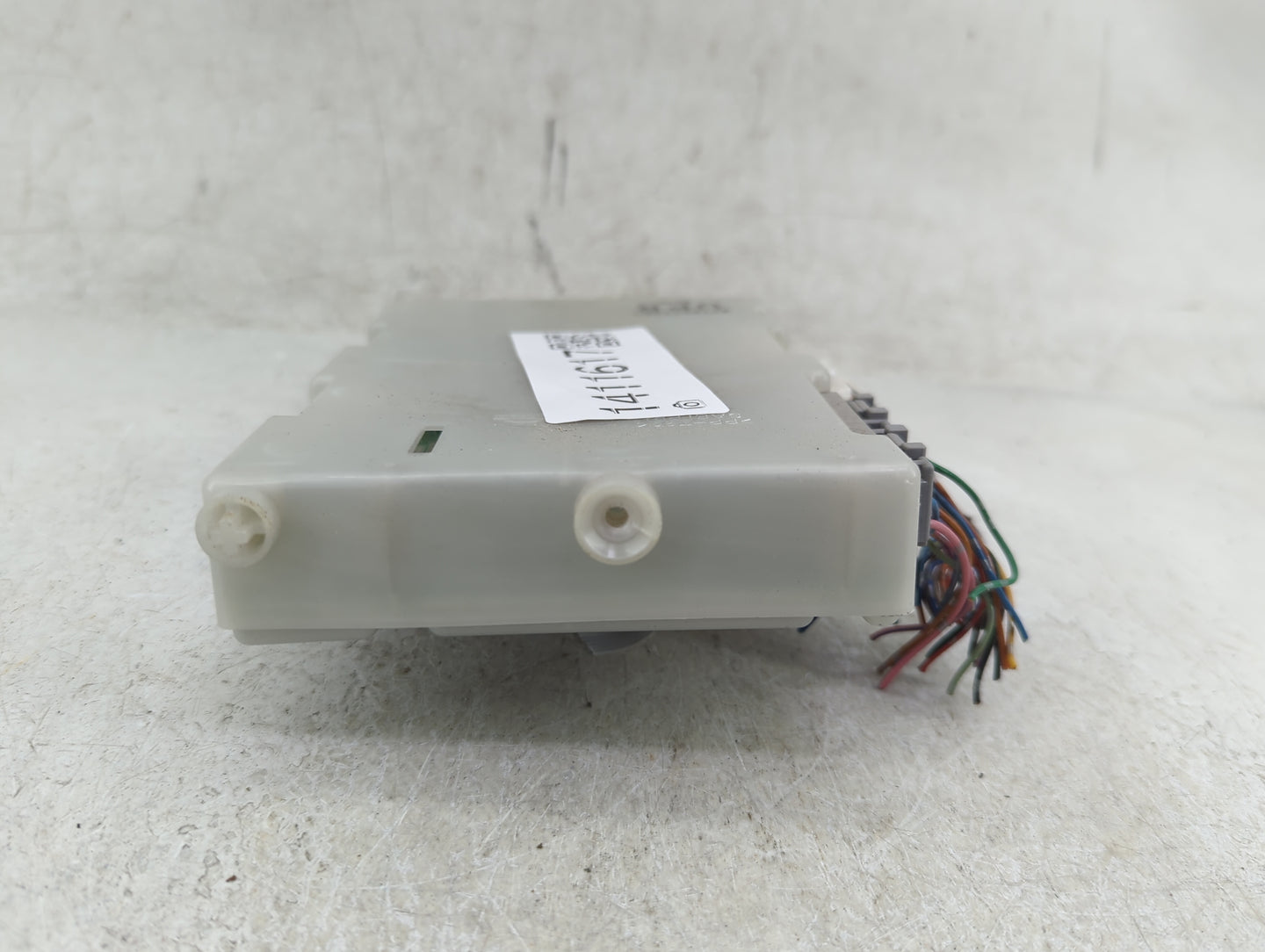 2004-2005 Nissan Maxima Temperature Control Module 277607y000 - Oemusedautoparts1.com