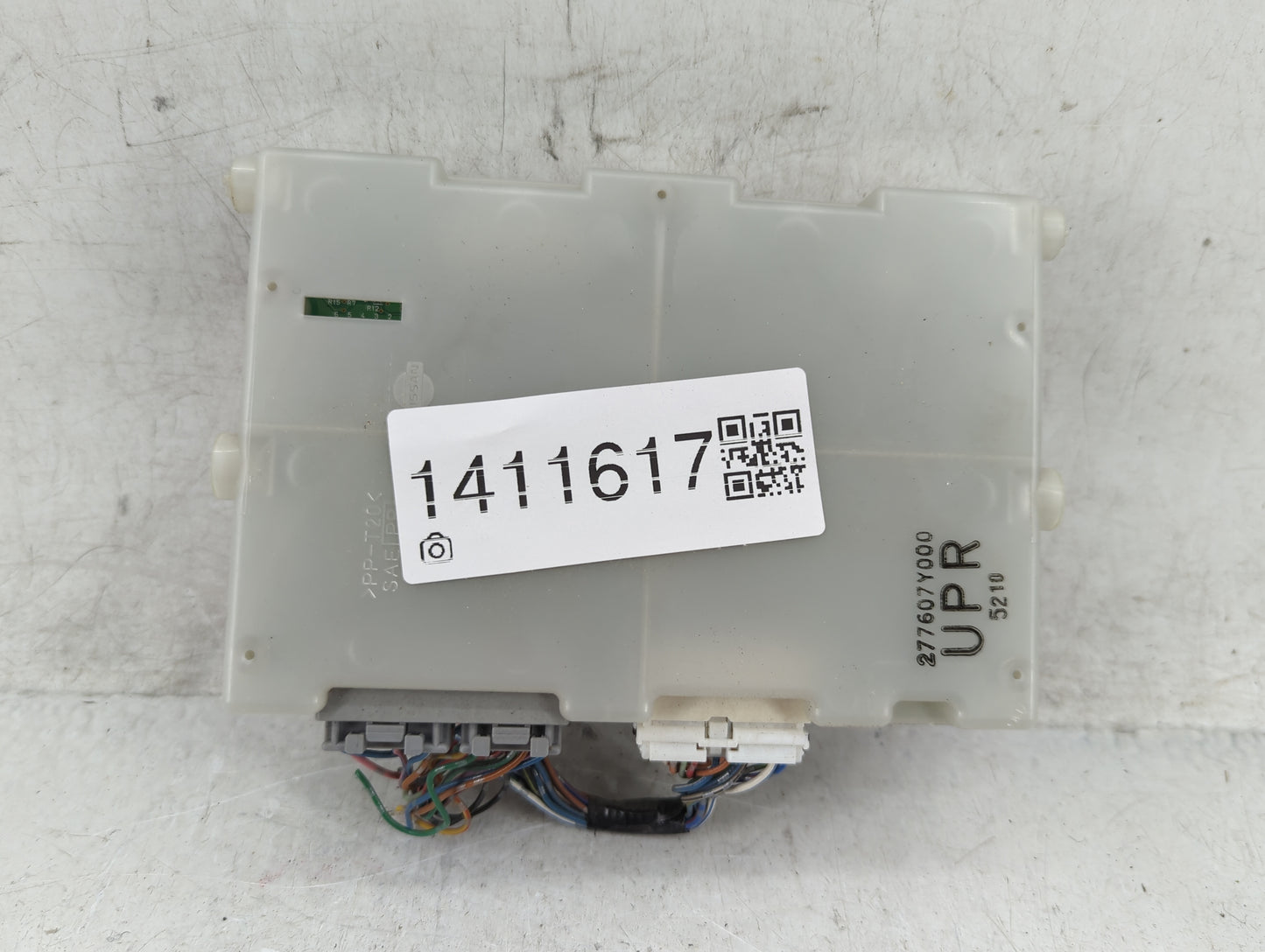2004-2005 Nissan Maxima Temperature Control Module 277607y000 - Oemusedautoparts1.com