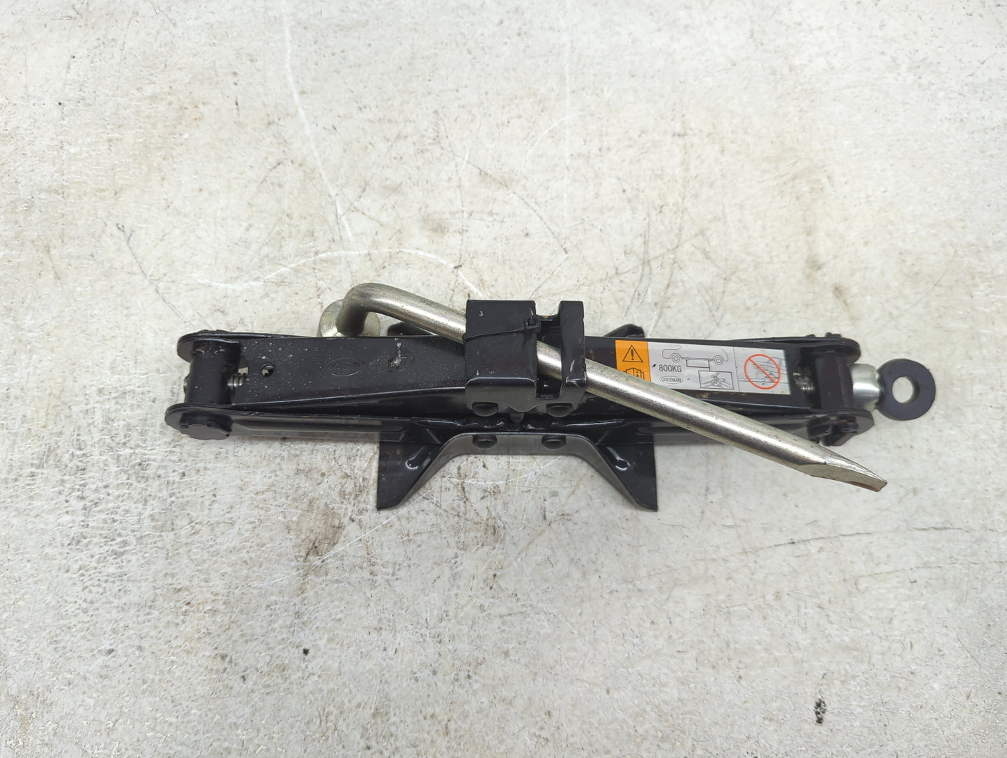 2004 Nissan Maxima Spare Scissor Car Jack 1415484 - Oemusedautoparts1.com