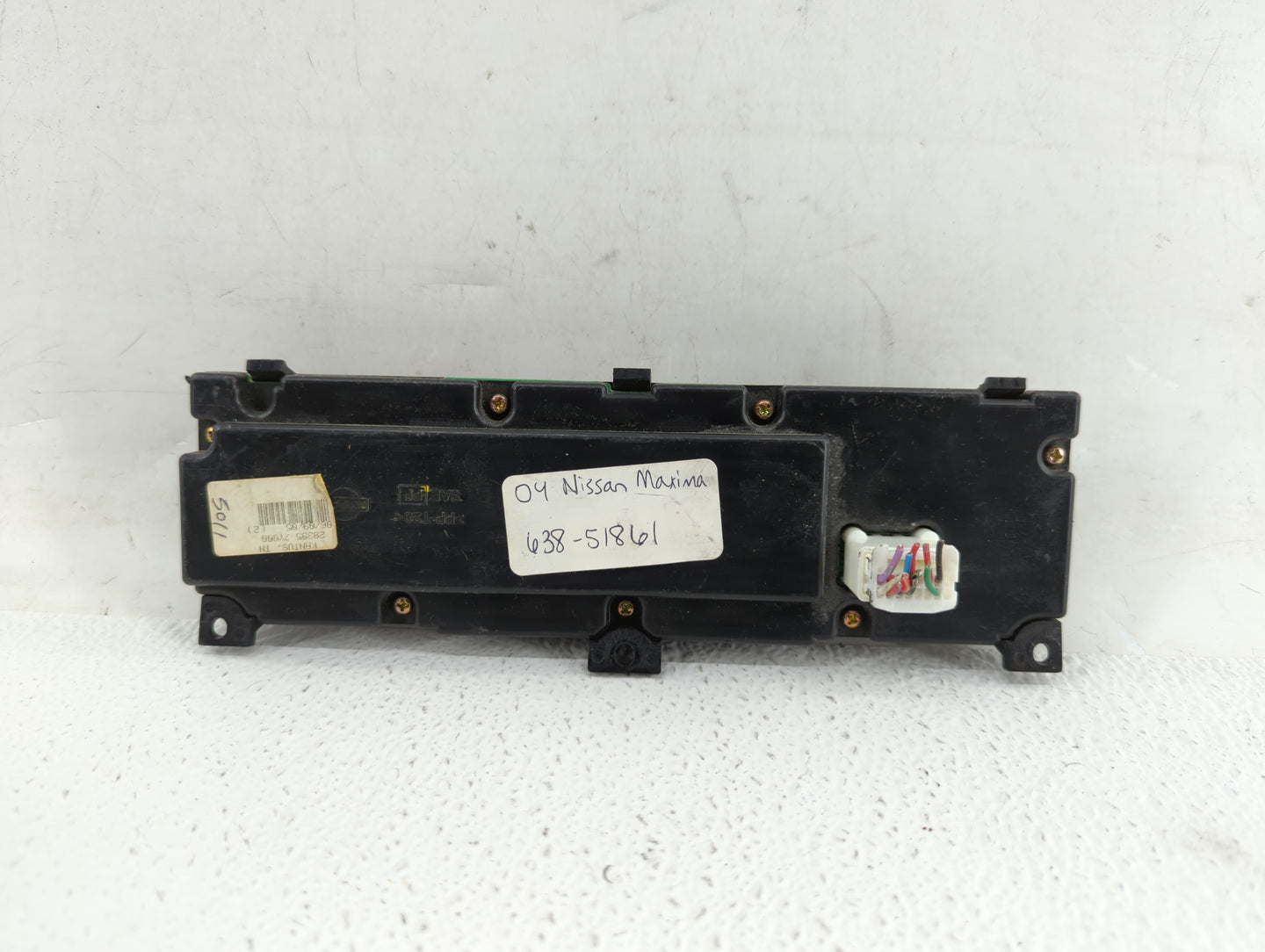 2004-2005 Nissan Maxima Am Fm Cd Player Radio Receiver - Oemusedautoparts1.com