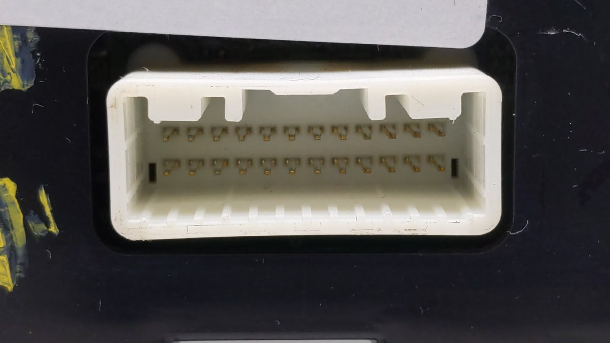 2004-2005 Nissan Maxima Information Radio Display Screen 290510 - Oemusedautoparts1.com