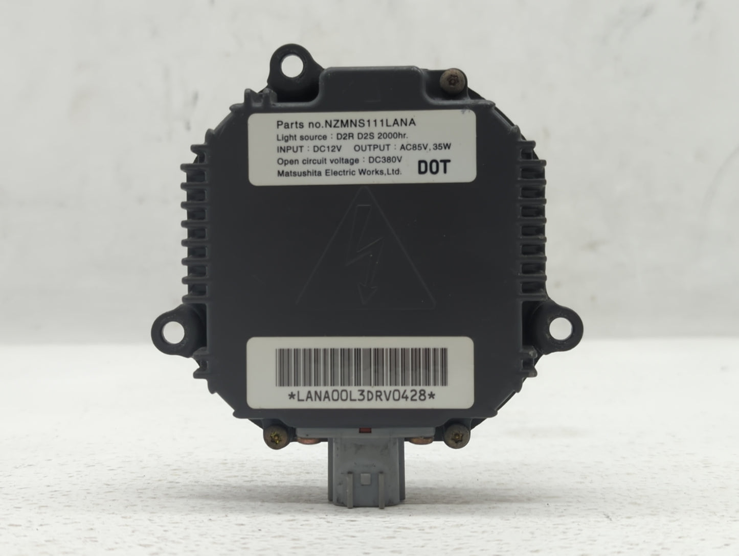 2004-2006 Nissan Maxima Passenger Right Oem Head Light Headlight Lamp - Oemusedautoparts1.com