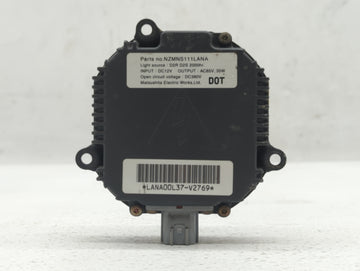 2004-2006 Nissan Maxima Passenger Right Oem Head Light Headlight Lamp - Oemusedautoparts1.com