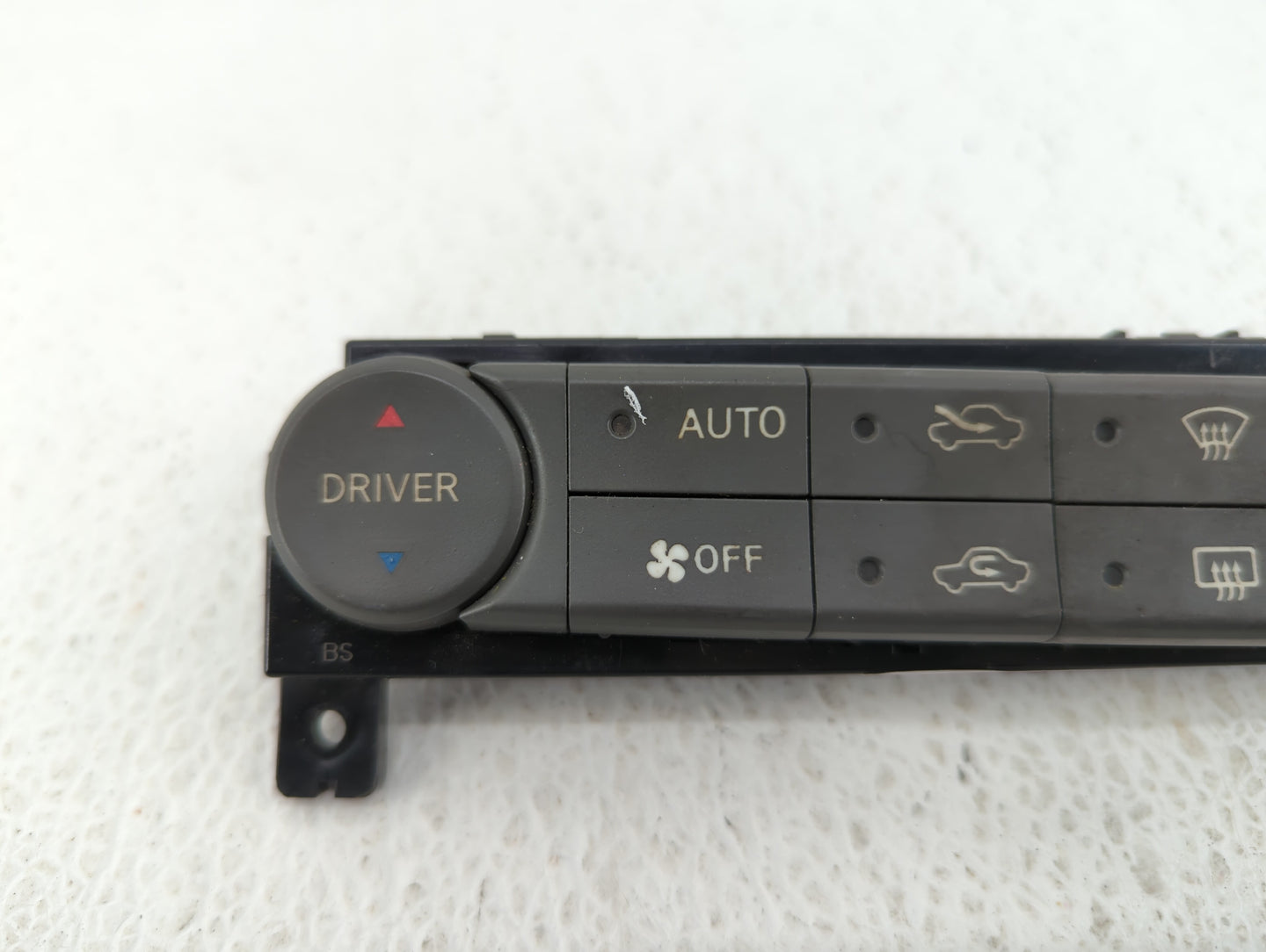 2004-2006 Nissan Maxima Climate Control Module Temperature AC/Heater Replacement P/N:27500 7Y010 27500 7Y000 Fits OEM Used A