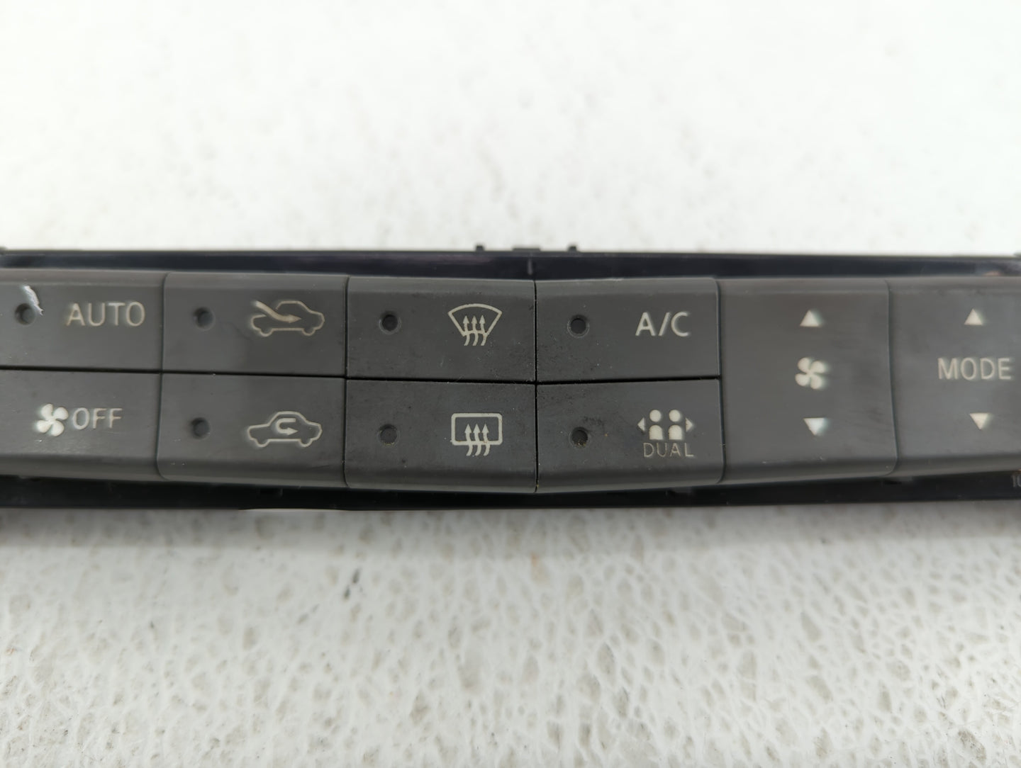 2004-2006 Nissan Maxima Climate Control Module Temperature AC/Heater Replacement P/N:27500 7Y010 27500 7Y000 Fits OEM Used A