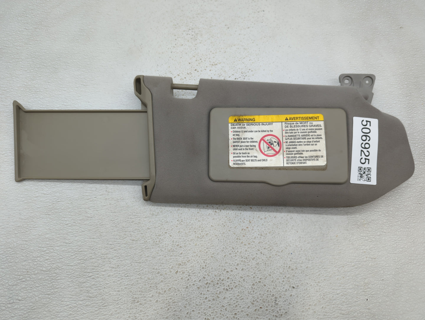 2004 Nissan Maxima Sun Visor Shade Replacement Passenger Right Mirror Fits OEM Used Auto Parts - Oemusedautoparts1.com