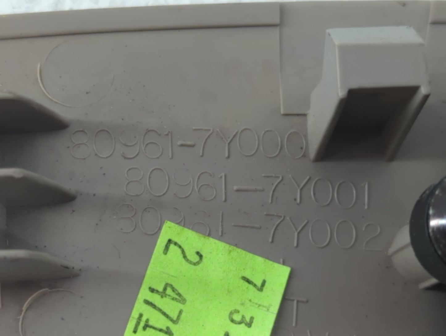 2004-2008 Nissan Maxima Master Power Window Switch Replacement Driver Side Left P/N:80961-7Y002 80961-7Y001 Fits OEM Used Au