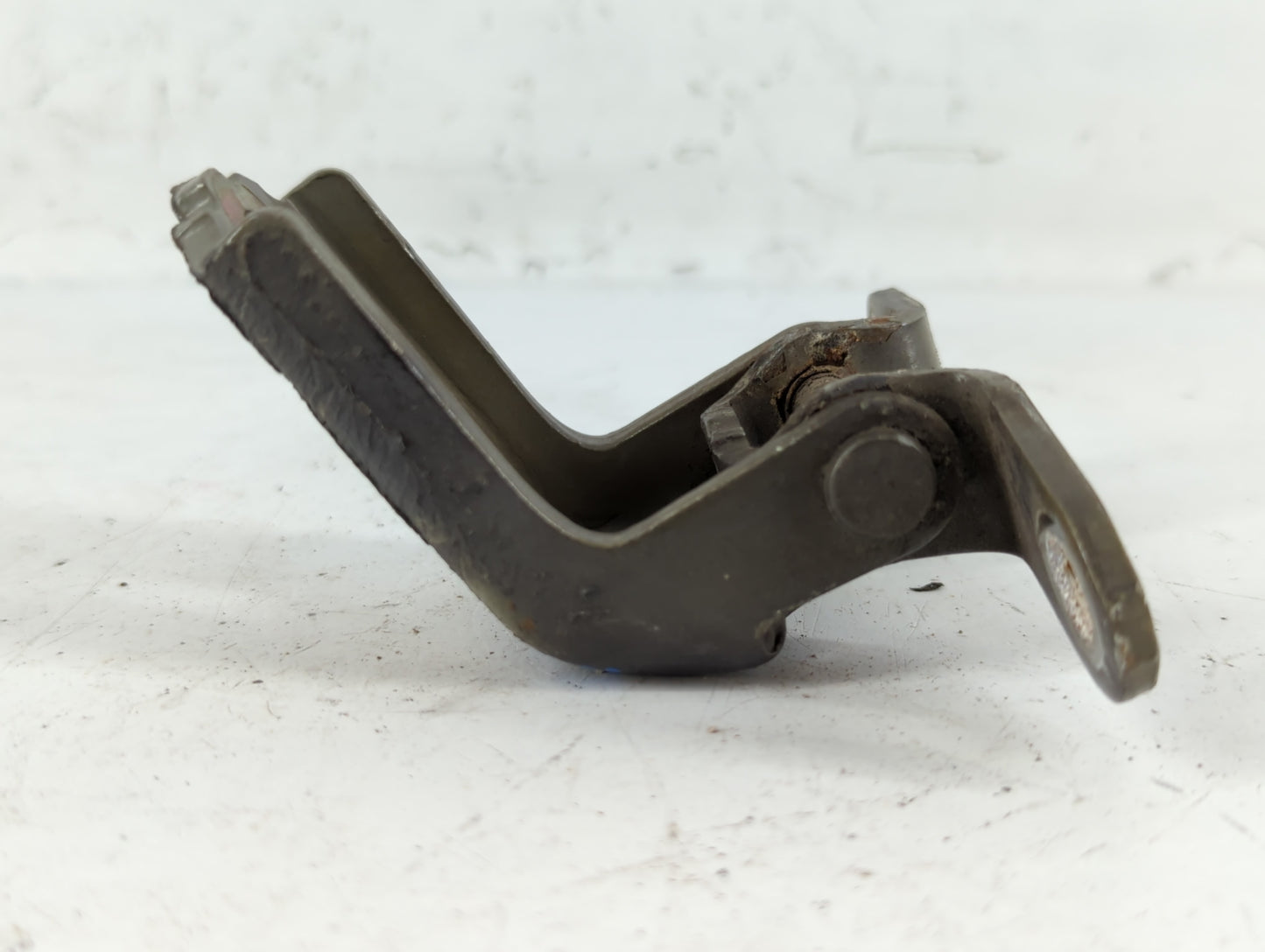 2004 Nissan Maxima Driver Left Hood Hinge - Oemusedautoparts1.com