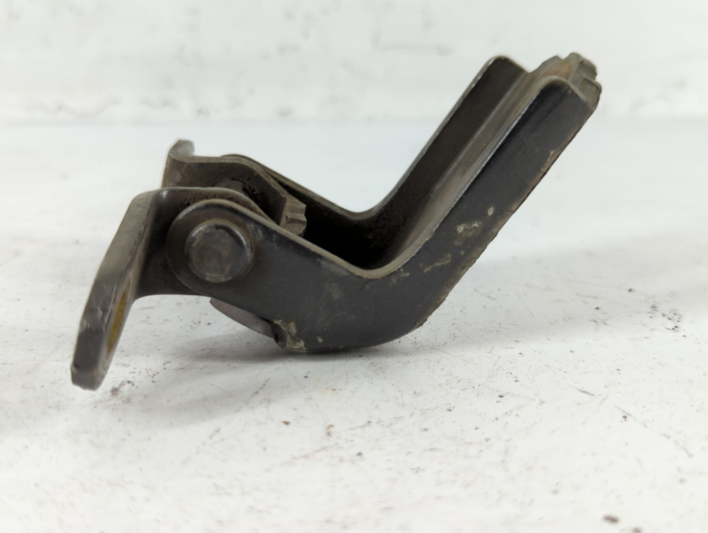 2004 Nissan Maxima Driver Left Hood Hinge - Oemusedautoparts1.com