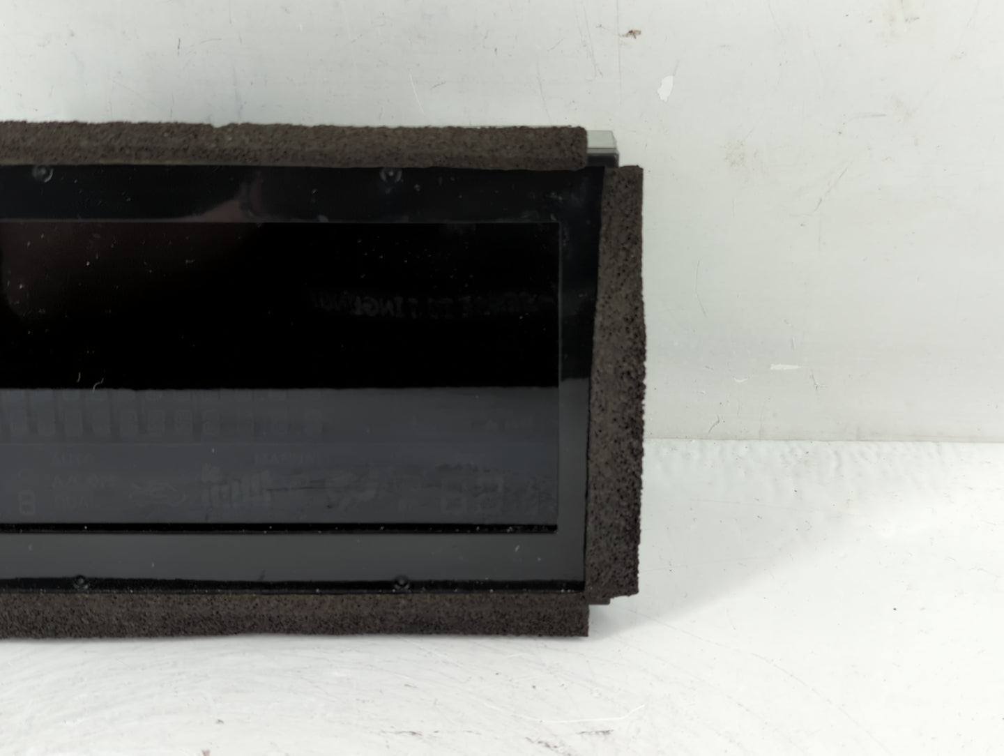 2004-2005 Nissan Maxima Information Display Screen - Oemusedautoparts1.com