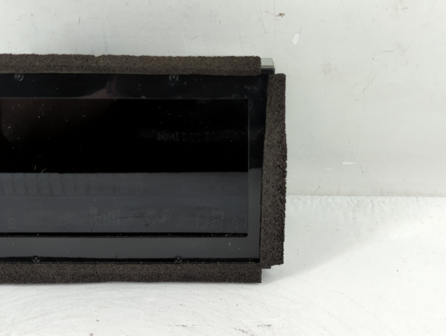 2004-2005 Nissan Maxima Information Display Screen - Oemusedautoparts1.com