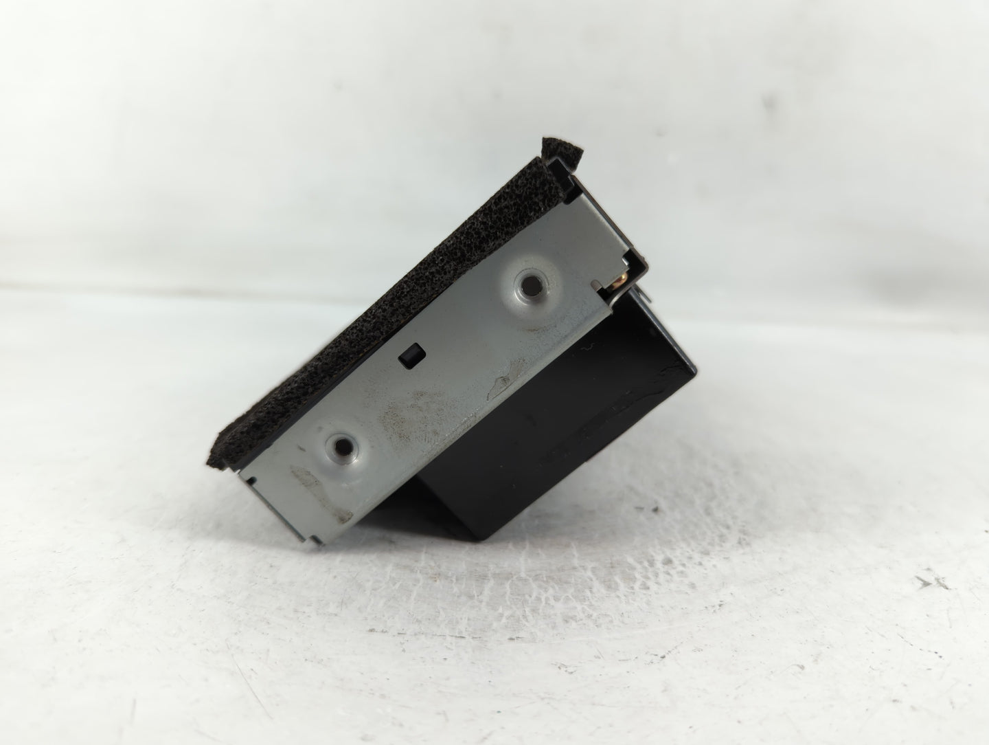 2004-2005 Nissan Maxima Information Display Screen - Oemusedautoparts1.com