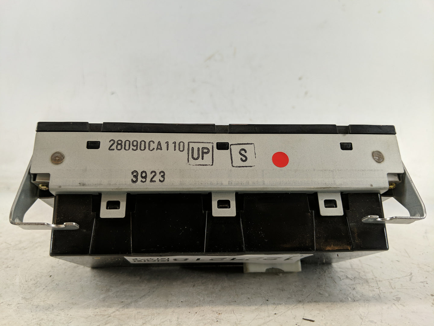2004 Nissan Murano Radio AM FM Cd Player Receiver Replacement P/N:28090CA110 Fits OEM Used Auto Parts - Oemusedautoparts1.co