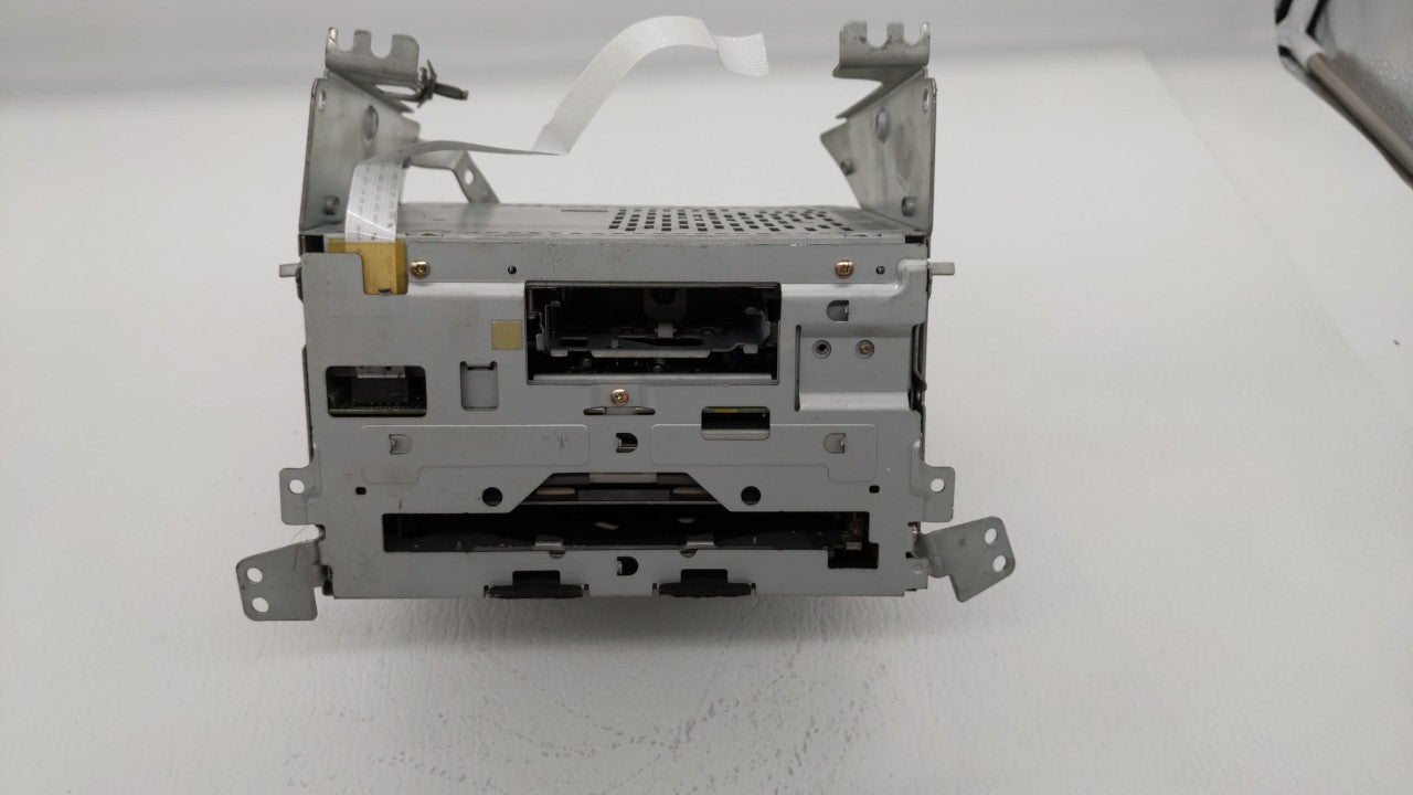 2004-2005 Nissan Murano Radio AM FM Cd Player Receiver Replacement P/N:28188 CA010 28188 CA010 Fits Fits 2004 2005 OEM Used 