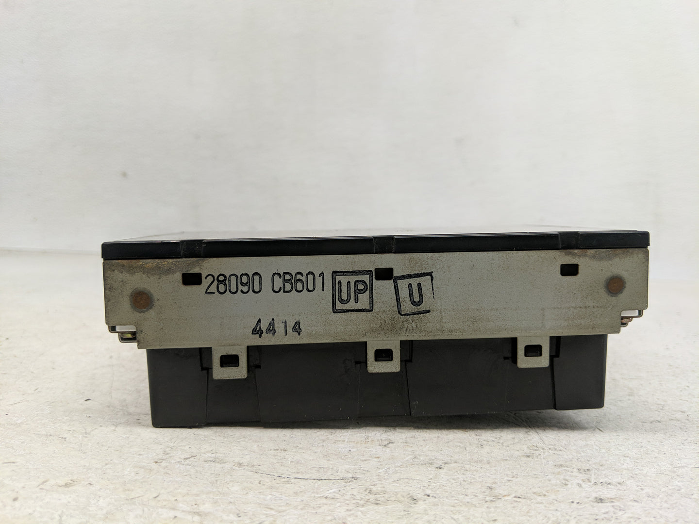 2003-2004 Nissan Murano Information Display Screen - Oemusedautoparts1.com