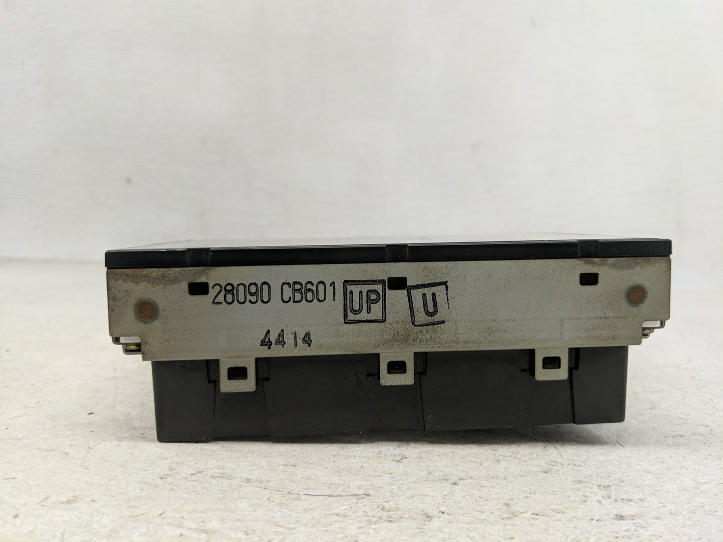 2003-2004 Nissan Murano Information Display Screen - Oemusedautoparts1.com