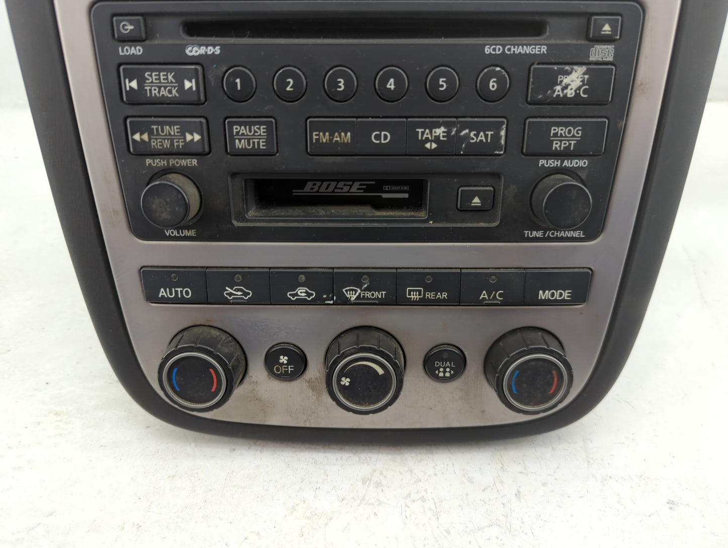 2004-2005 Nissan Murano Radio AM FM Cd Player Receiver Replacement P/N:28188 CA010 Fits Fits 2004 2005 OEM Used Auto Parts -