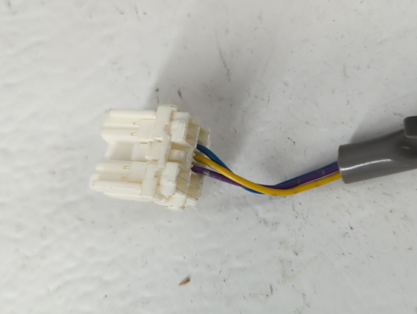 2003-2004 Nissan Murano Driver Side View Mirror - Left Door Mirror OEM Used - Oemusedautoparts1.com