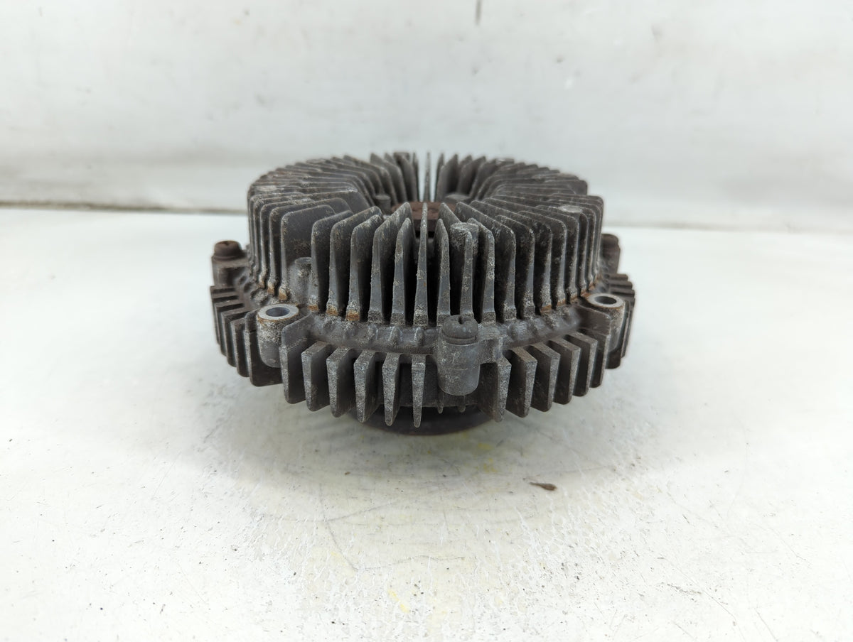 2001-2004 Nissan Pathfinder Radiator Cooling Fan Clutch - Oemusedautoparts1.com