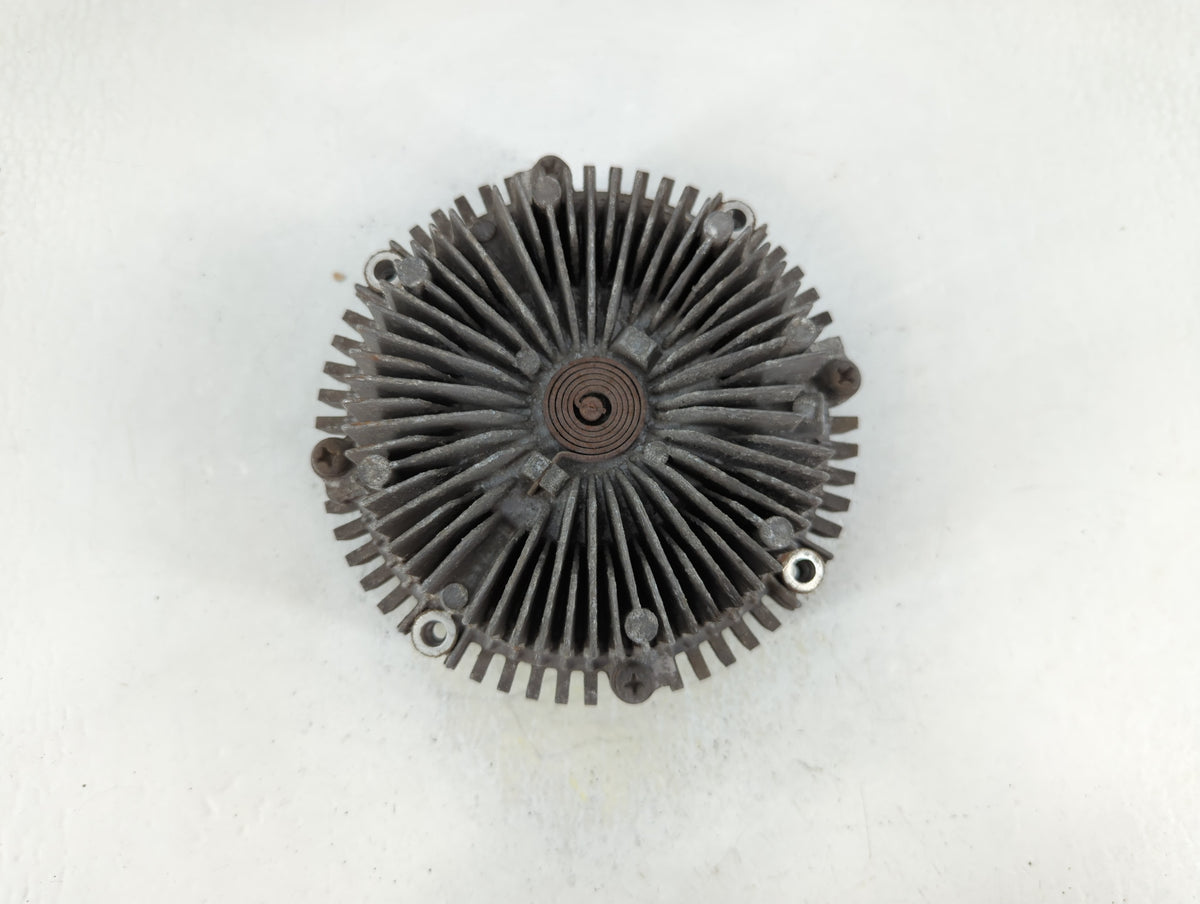 2001-2004 Nissan Pathfinder Radiator Cooling Fan Clutch - Oemusedautoparts1.com