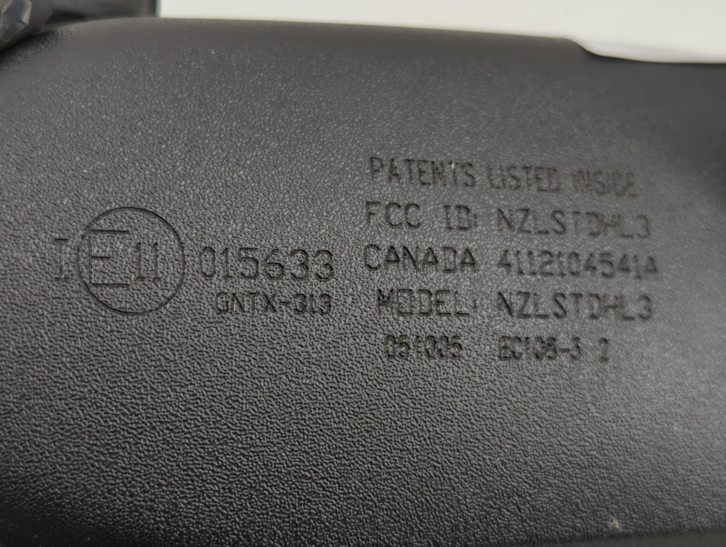 2000-2004 Nissan Pathfinder Interior Rear View Mirror Replacement OEM P/N:GNTX-313 E11015633 Fits Fits 2000 2001 2002 2003 2