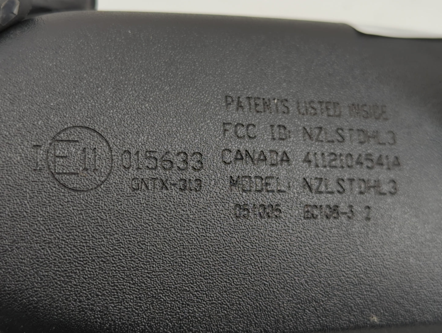 2000-2004 Nissan Pathfinder Interior Rear View Mirror Replacement OEM P/N:GNTX-313 E11015633 Fits Fits 2000 2001 2002 2003 2
