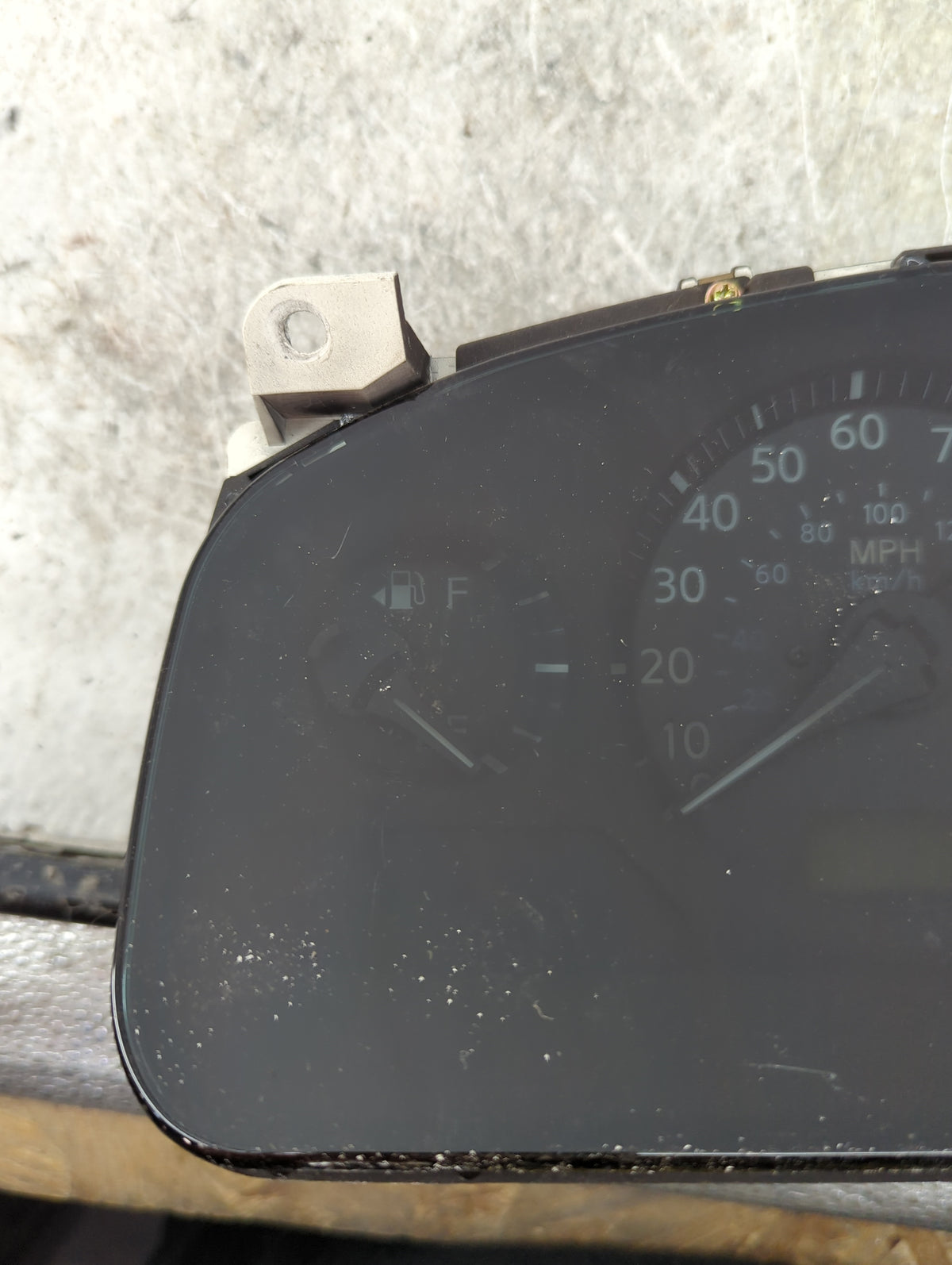 2004 Nissan Pathfinder Instrument Cluster Speedometer Gauges P/N:0403180014B Miles: Fits OEM Used Auto Parts - Oemusedautopa