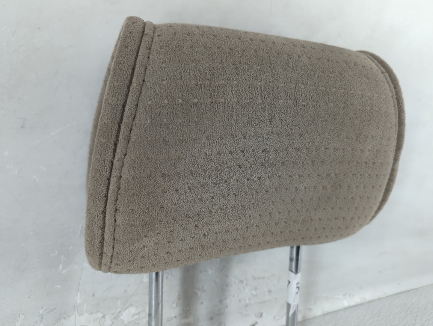 2004 Nissan Quest Headrest Head Rest Front Driver Passenger Seat Fits OEM Used Auto Parts - Oemusedautoparts1.com