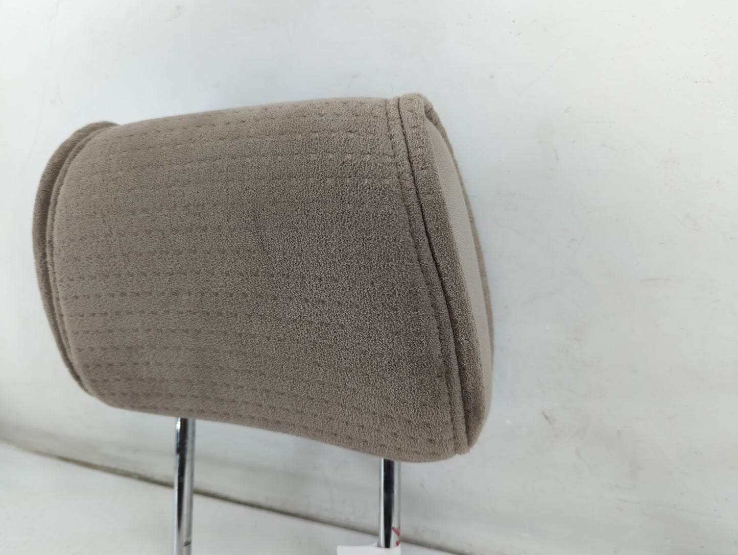 2004 Nissan Quest Headrest Head Rest Front Driver Passenger Seat Fits OEM Used Auto Parts - Oemusedautoparts1.com