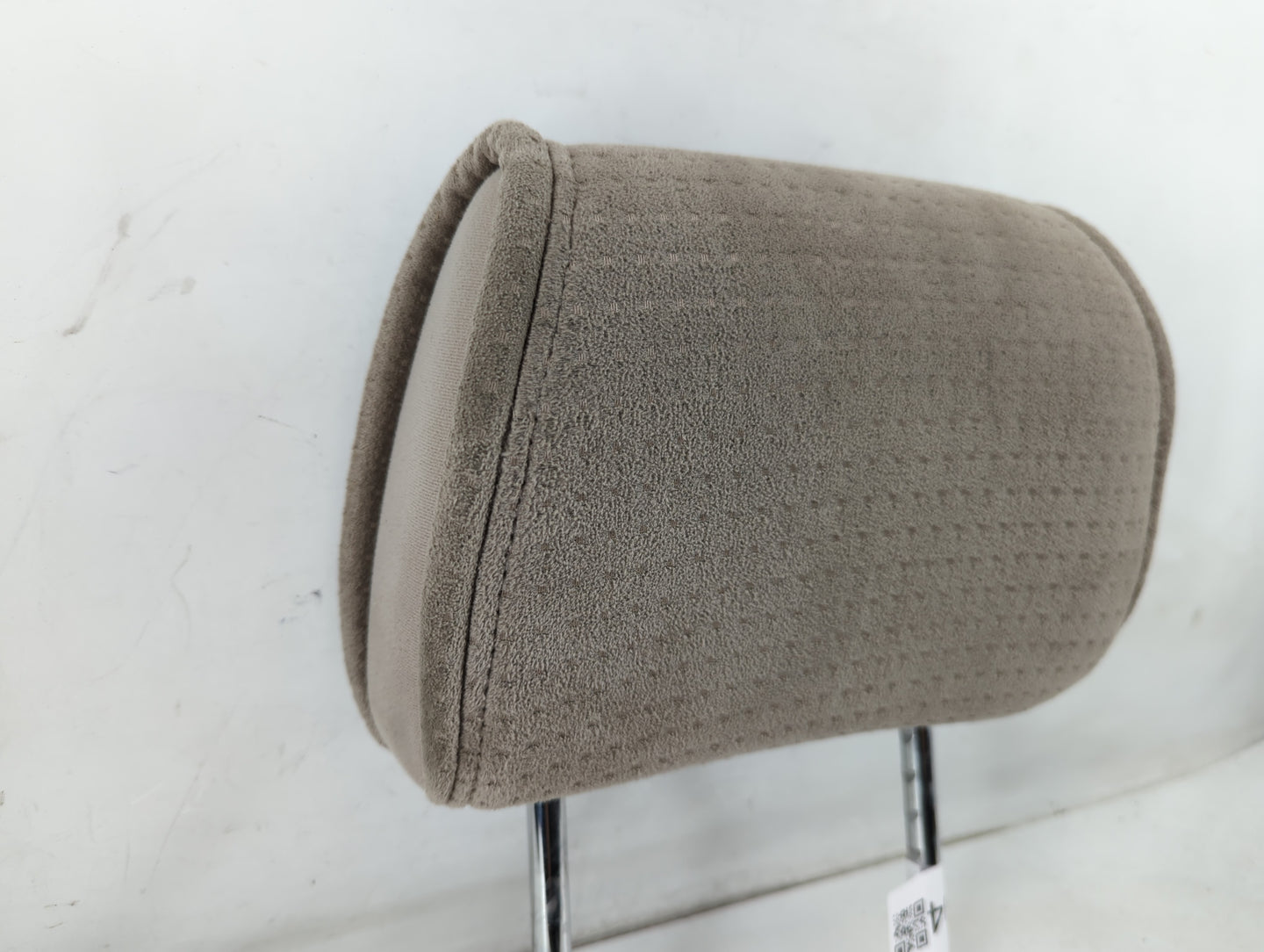 2004 Nissan Quest Headrest Head Rest Front Driver Passenger Seat Fits OEM Used Auto Parts - Oemusedautoparts1.com