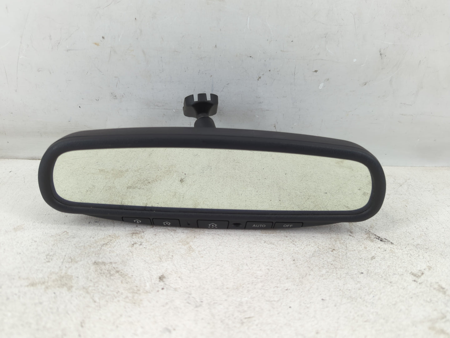 2004 Nissan Quest Interior Rear View Mirror Replacement OEM P/N:E11015633 Fits OEM Used Auto Parts - Oemusedautoparts1.com