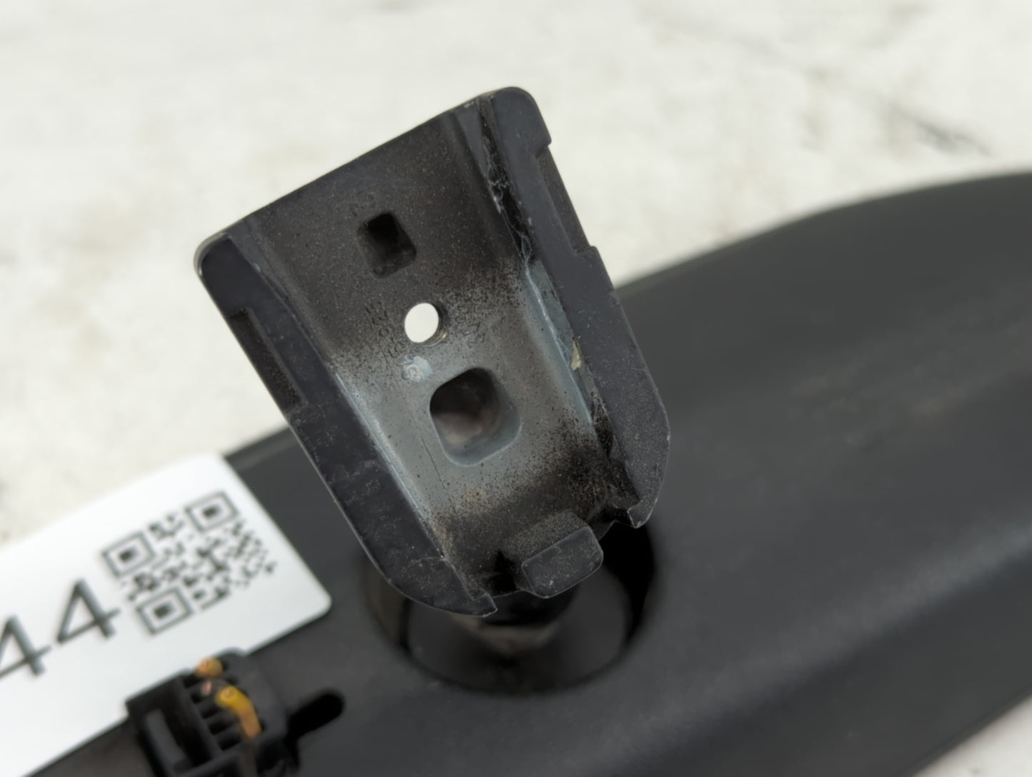 2004 Nissan Quest Interior Rear View Mirror Replacement OEM P/N:E11015633 Fits OEM Used Auto Parts - Oemusedautoparts1.com