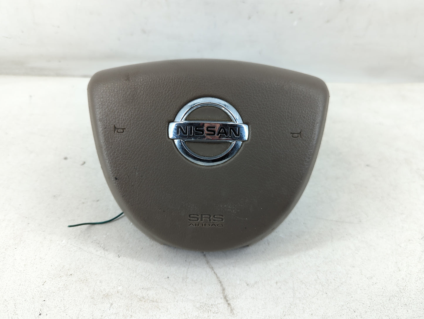 2004-2006 Nissan Quest Air Bag Driver Left Steering Wheel Mounted P/N:NCZPXM1EAYS Fits Fits 2004 2005 2006 OEM Used Auto Par