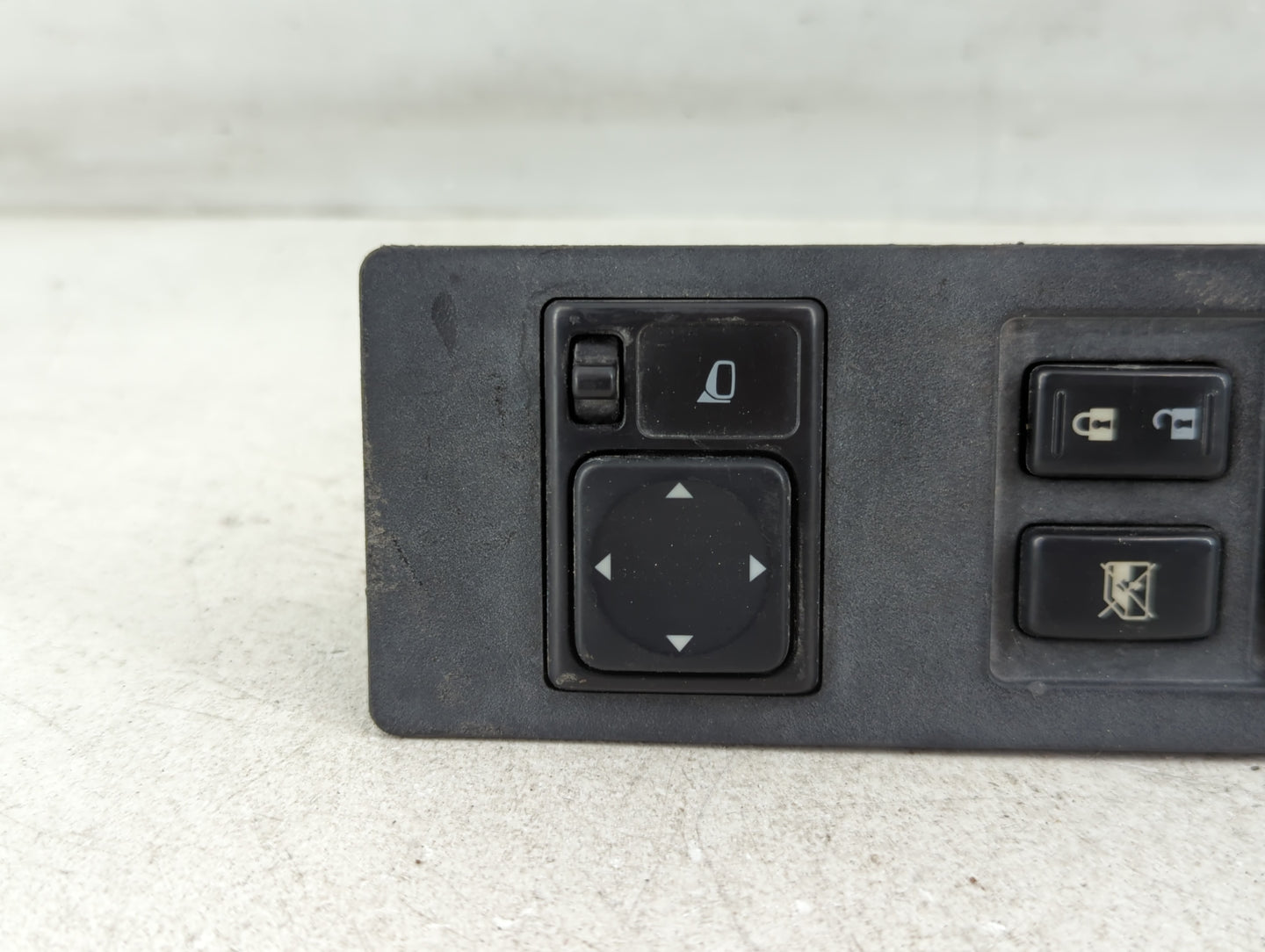 2004 Nissan Quest Master Power Window Switch Replacement Driver Side Left P/N:PP-T15 Fits OEM Used Auto Parts - Oemusedautop