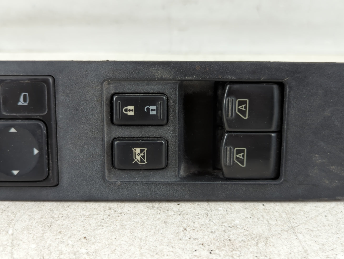 2004 Nissan Quest Master Power Window Switch Replacement Driver Side Left P/N:PP-T15 Fits OEM Used Auto Parts - Oemusedautop