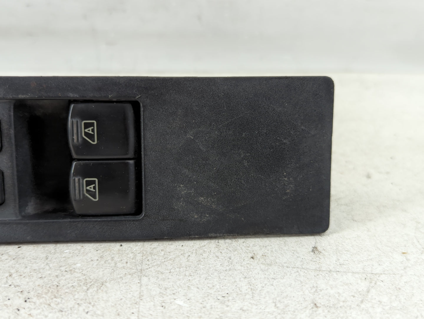 2004 Nissan Quest Master Power Window Switch Replacement Driver Side Left P/N:PP-T15 Fits OEM Used Auto Parts - Oemusedautop