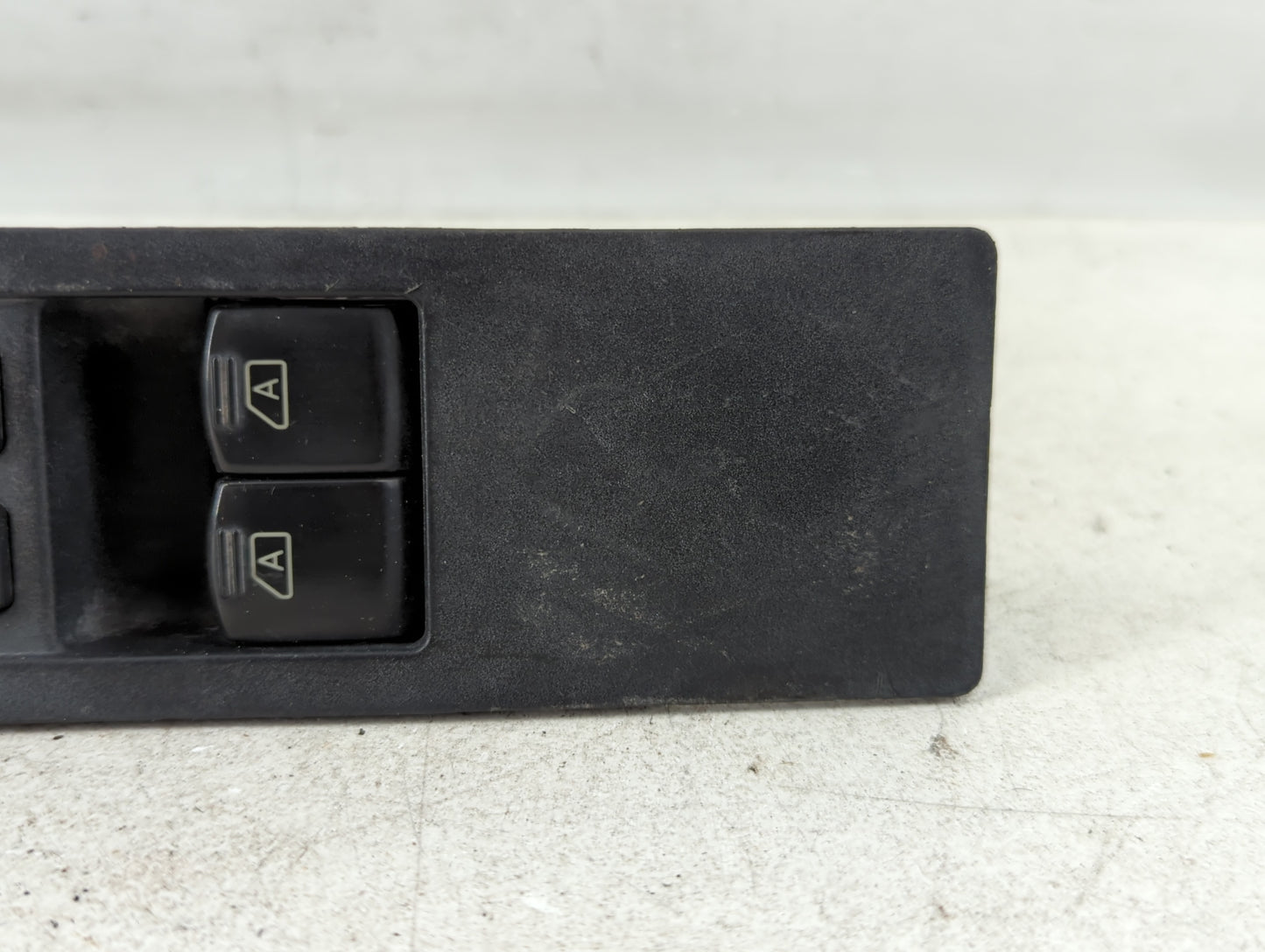 2004 Nissan Quest Master Power Window Switch Replacement Driver Side Left P/N:PP-T15 Fits OEM Used Auto Parts - Oemusedautop