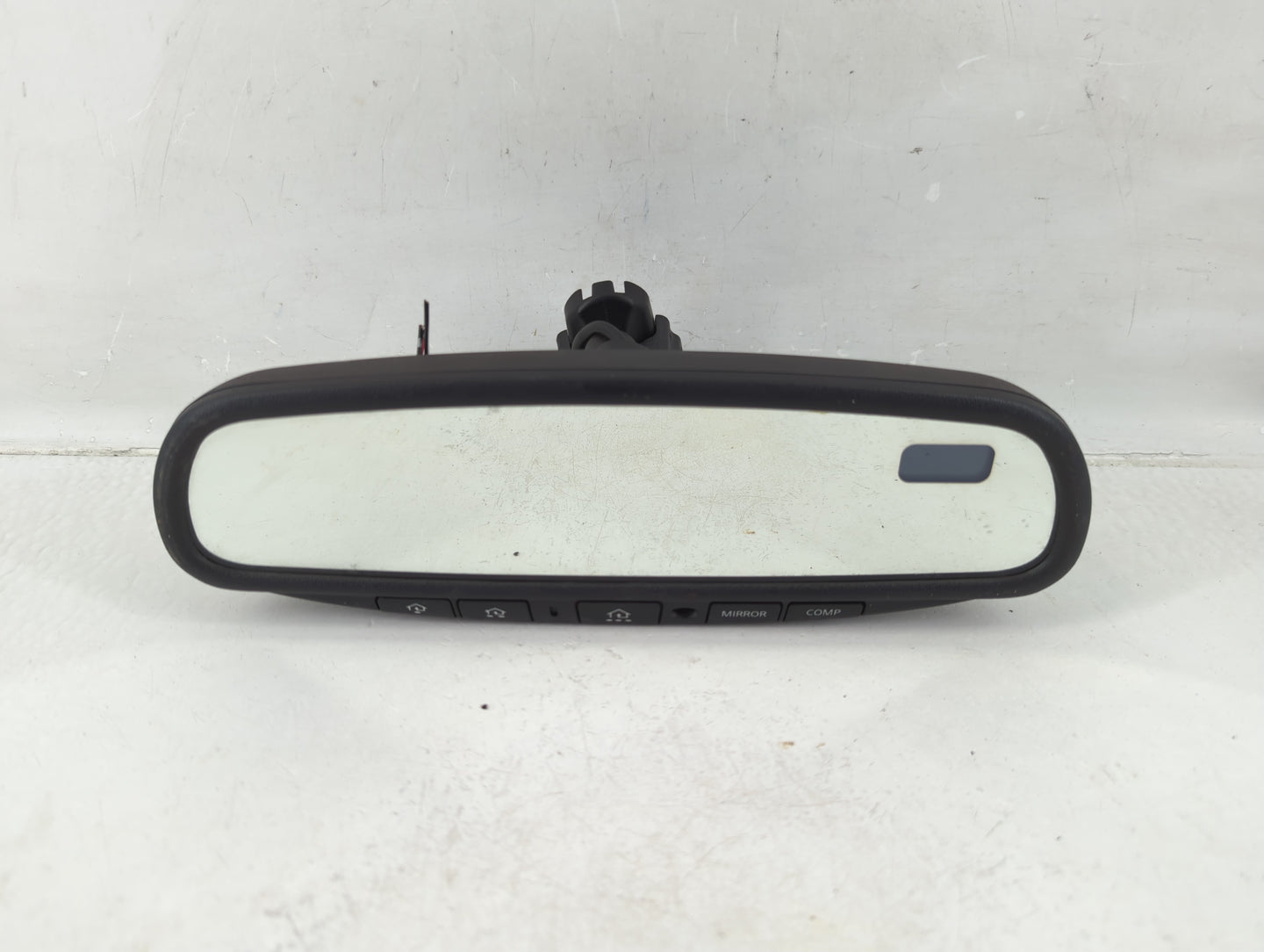 2004 Nissan Quest Interior Rear View Mirror Replacement OEM P/N:E11015633 Fits OEM Used Auto Parts - Oemusedautoparts1.com