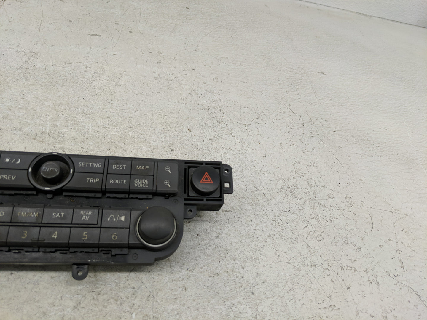 2004 Nissan Quest Radio AM FM Cd Player Receiver Replacement Fits OEM Used Auto Parts - Oemusedautoparts1.com