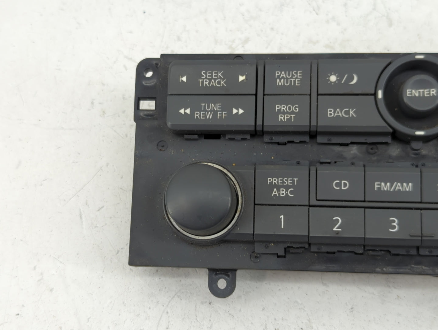 2004 Nissan Quest Radio AM FM Cd Player Receiver Replacement P/N:VP6NAX 18698 Fits OEM Used Auto Parts - Oemusedautoparts1.c