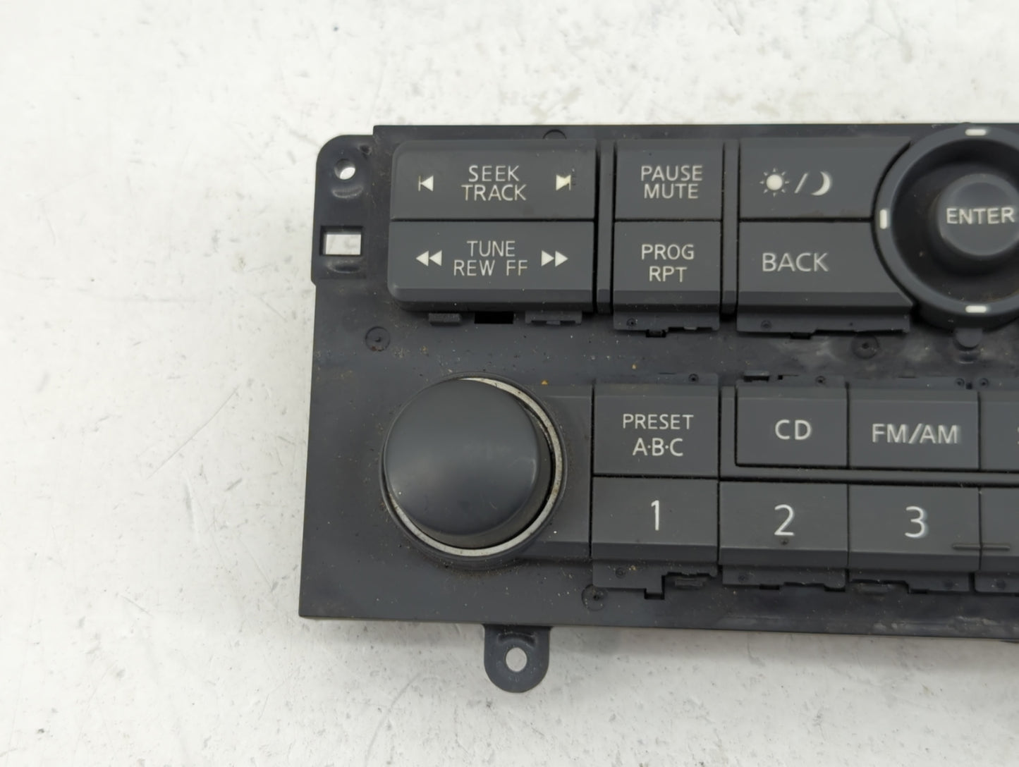 2004 Nissan Quest Radio AM FM Cd Player Receiver Replacement P/N:VP6NAX 18698 Fits OEM Used Auto Parts - Oemusedautoparts1.c