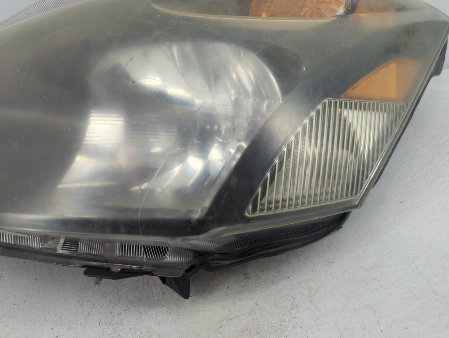 2004-2009 Nissan Quest Driver Left Oem Head Light Headlight Lamp - Oemusedautoparts1.com