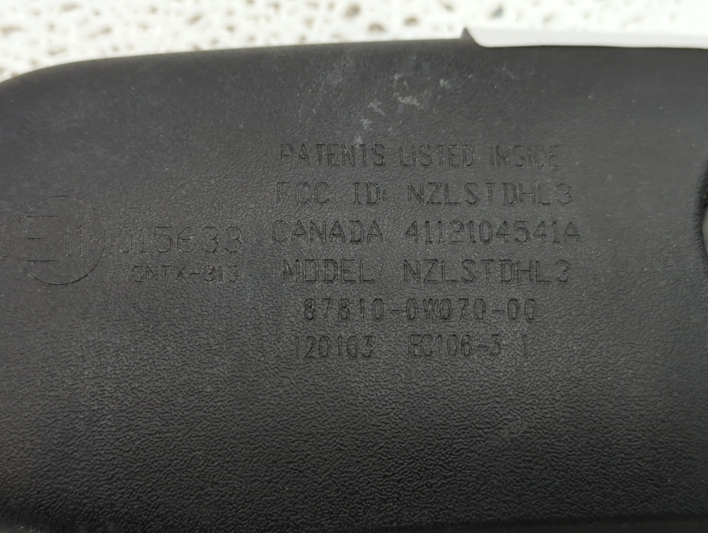 2004 Nissan Quest Interior Rear View Mirror Replacement OEM P/N:E11015633 Fits OEM Used Auto Parts - Oemusedautoparts1.com