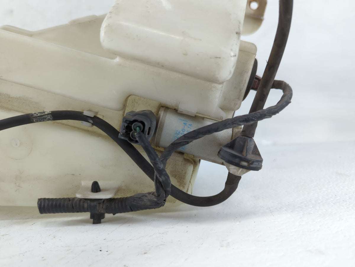 2004-2009 Nissan Quest Radiator Coolant Overflow Expansion Tank Bottle 695075 - Oemusedautoparts1.com