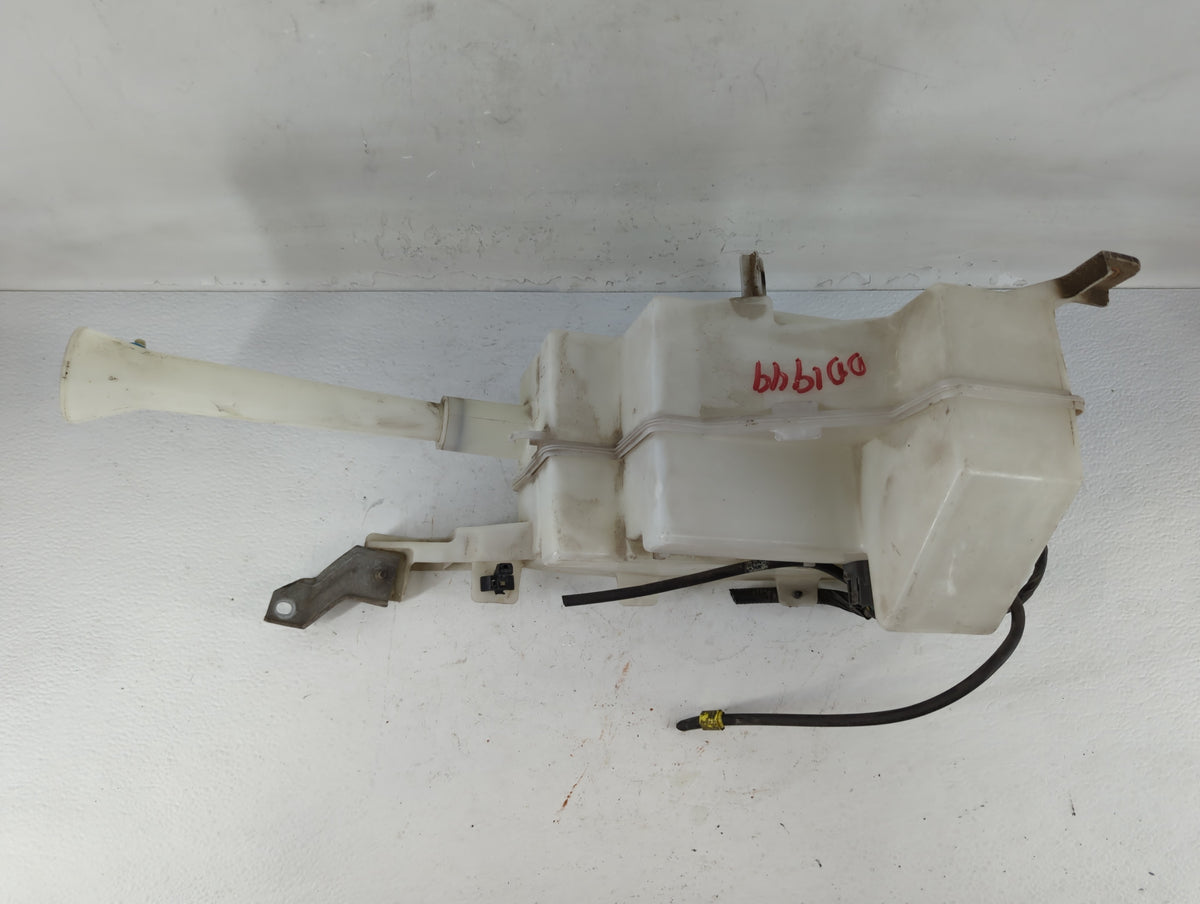 2004-2009 Nissan Quest Radiator Coolant Overflow Expansion Tank Bottle 695075 - Oemusedautoparts1.com