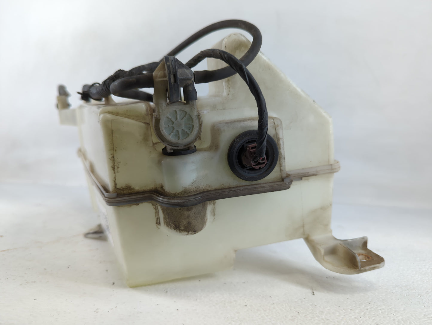 2004-2009 Nissan Quest Radiator Coolant Overflow Expansion Tank Bottle - Oemusedautoparts1.com